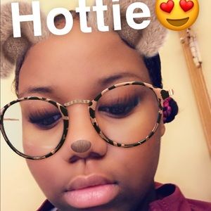 Meet your Posher, Cashe